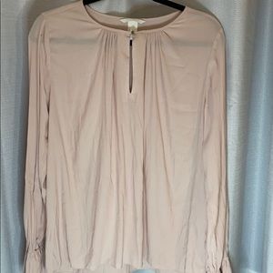H&M ruffled sleeve top